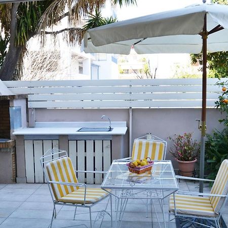 Kalamata Beach Maizonette Ground Floor And Semi-Basement With Yard Экстерьер фото