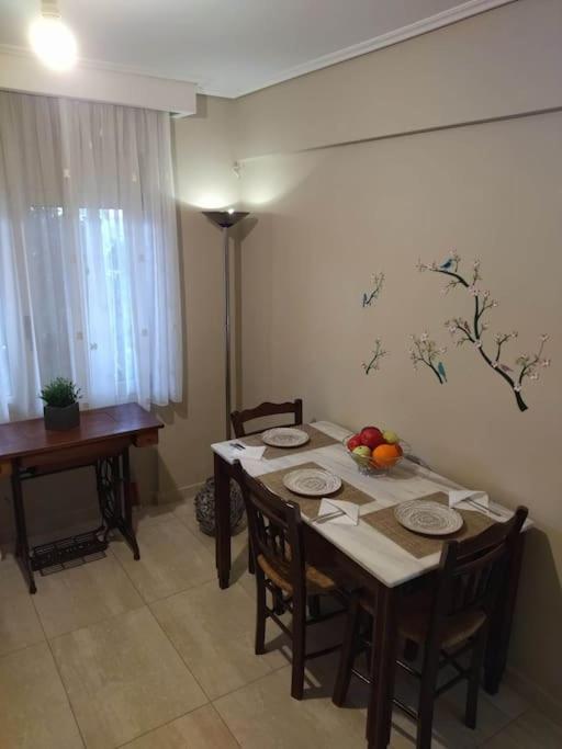 Kalamata Beach Maizonette Ground Floor And Semi-Basement With Yard Экстерьер фото